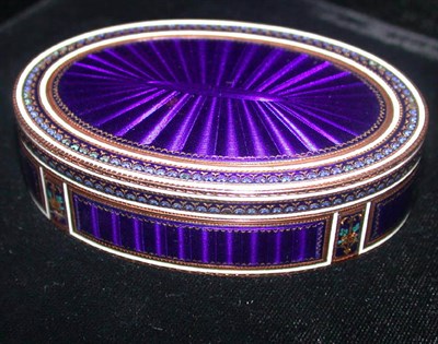 Lot 482 - Swiss Gold and Enamel Snuff Box First quarter...