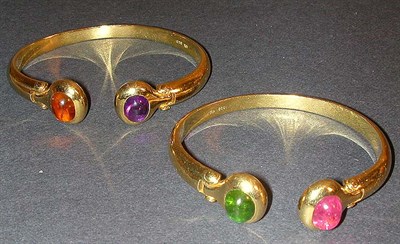 Lot 292 - Two Gold Cuff Bracelets 18 kt. yellow gold,...