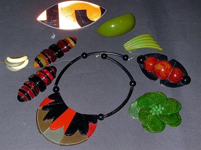 Lot 133 - Lot of Assorted Bakelite and Plastic Jewelry...