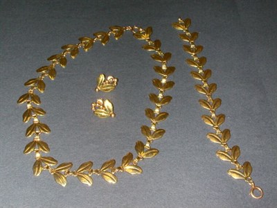 Lot 366 - Suite of Gold Jewelry 14 kt. yellow gold, of...
