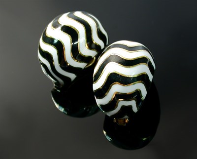 Lot 188 - Pair of Gold and Enamel Earclips 18 kt. yellow...