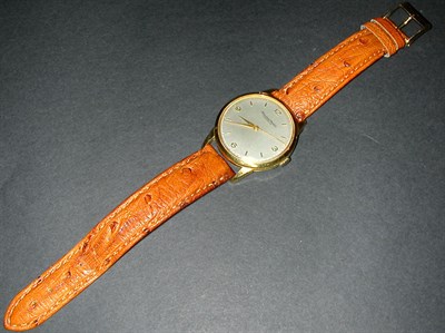 Lot 222 - Gentleman's Wristwatch The leather band...