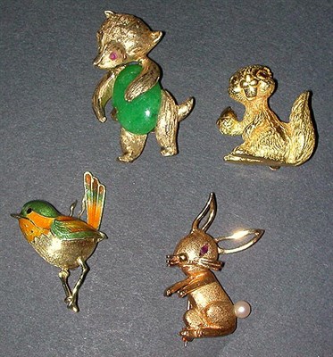 Lot 50 - Group of Four Assorted Animal Pins 14 kt....