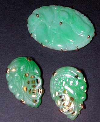 Lot 52 - Jade Pin and Pair of Earclips Each 14 kt....