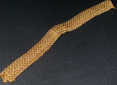 Lot 192 - Lady's Gold Covered Wristwatch The 14. kt....