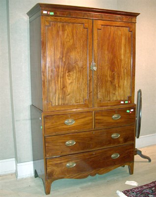 Lot 599 - George III Mahogany Linen Press