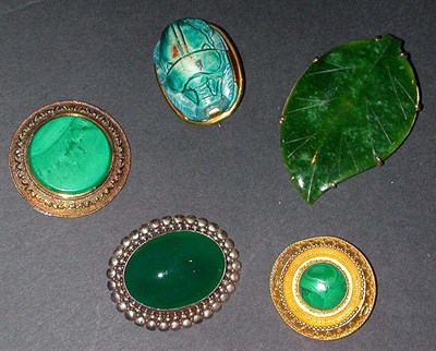 Lot 19 - Five Assorted Stone Pins Yellow gold, silver...