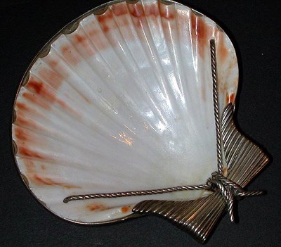 Lot 105 - Silver and Shell Candy Dish Sterling silver,...