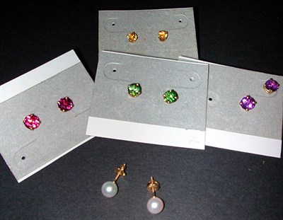 Lot 64 - Group of Assorted Stud Earrings 14 kt. yellow...