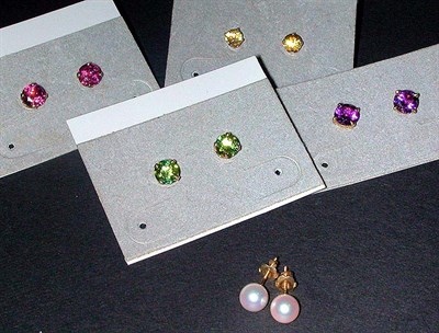 Lot 62 - Group of Assorted Stud Earrings 14 kt. yellow...