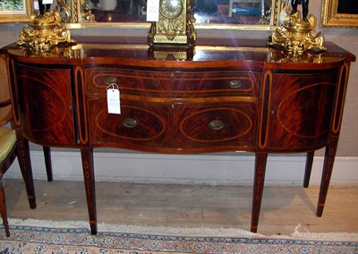 Lot 137 - Federal Style Satinwood Inlaid Mahogany...