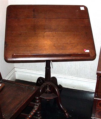 Lot 164 - Victorian Style Oak Music Stand