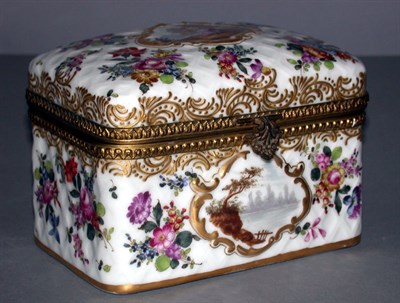 Lot 403 - Meissen Style Porcelain Box