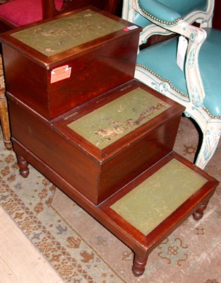 Lot 555 - Set of Victorian Leather Inset Mahogany Bedsteps