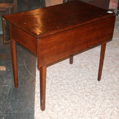 Lot 189 - Federal Maple Drop-Leaf Table
