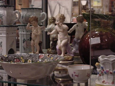 Lot 135 - Miscellaneous Group of Decorative Porcelain...