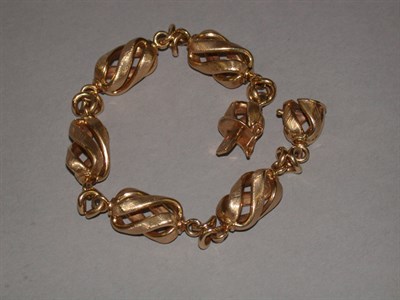 Lot 152 - Gold Link Bracelet 18 kt. yellow gold,...