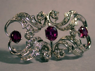 Lot 320 - Ruby and Diamond Brooch 14 kt. white gold, of...