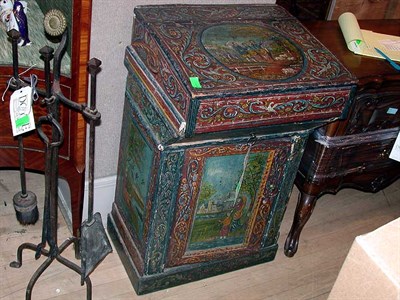 Lot 229 - Continental Painted Child's Desk
