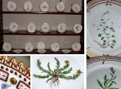 Lot 240 - Set of Eighteen Royal Copenhagen Flora Danica...