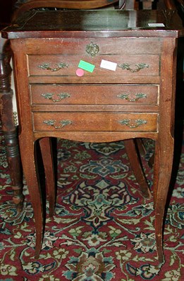 Lot 290 - Louis XV Style Mahogany Dressing Table