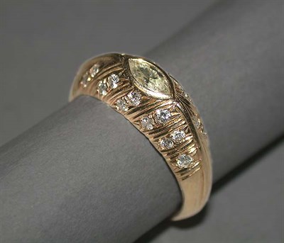 Lot 79 - Gold and Diamond Ring 14 kt. yellow gold, of...