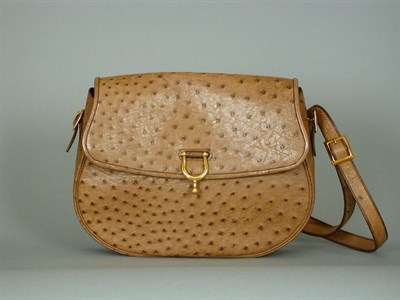 Lot 867 - Tan Ostrich Shoulder Bag 11 1/2 Inches x 9...