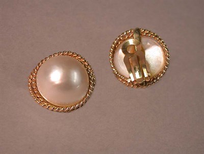 Lot 119 - Pair of Mabe Pearl Earclips