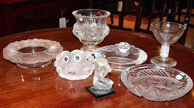 Lot 253 - Miscellaneous Group of Glass Articles Mainly...