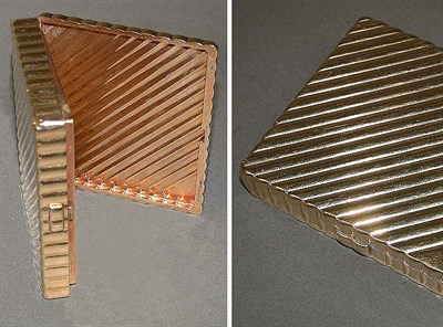 Lot 239 - Gold Cigarette Case 14 kt. yellow gold, of...