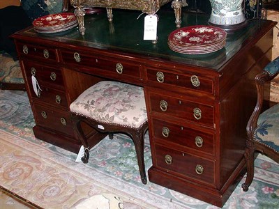 Lot 464 - Georgian Style Leather Inset Mahogany Pedestal...