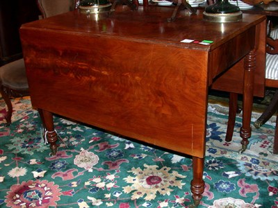 Lot 204 - American Mahogany Drop-Leaf Table