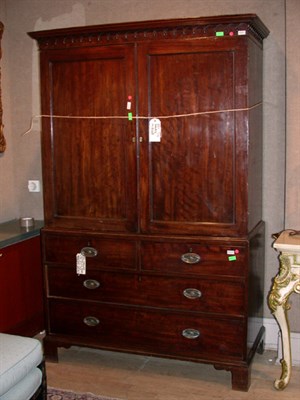 Lot 474 - George III Mahogany Linen Press