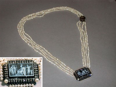 Lot 289 - Multistrand Cultured Pearl Necklace