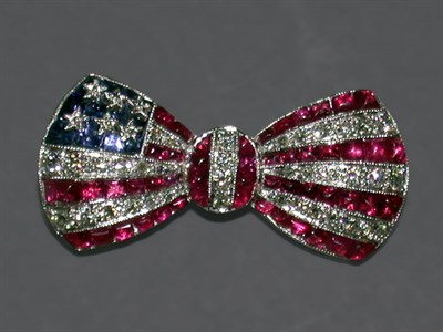 Lot 174 - American Flag Bow Pin