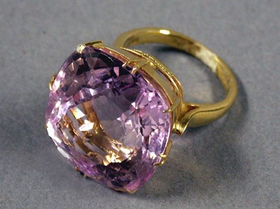 Lot 329 - Kunzite Cocktail Ring