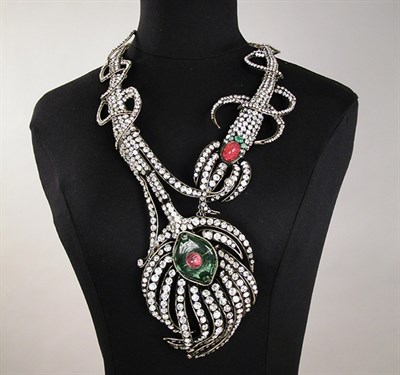 Lot 799 - Iradj Moini Peacock Feather Necklace