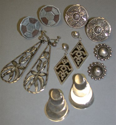 Lot 753 - Group of Silver Earclips and Cufflinks