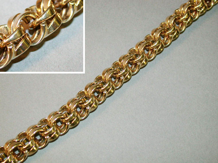Lot 92 - Gold Link Bracelet