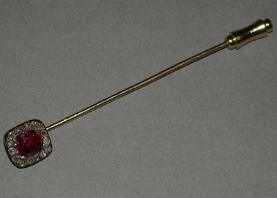 Lot 67 - Antique Garnet and Diamond Stickpin