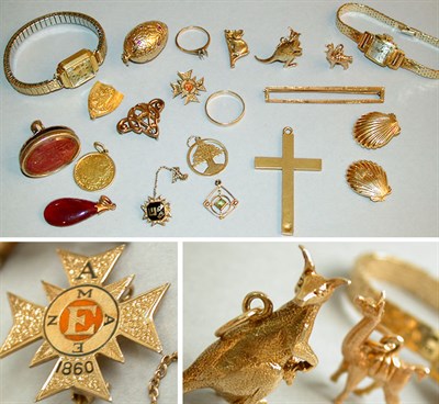 Lot 224 - Group of Assorted Gold Jewelry