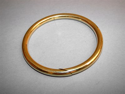 Lot 226 - Heavy Gold Bangle Bracelet