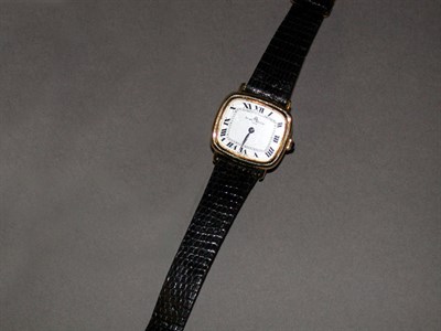 Lot 33 - Gold Wristwatch