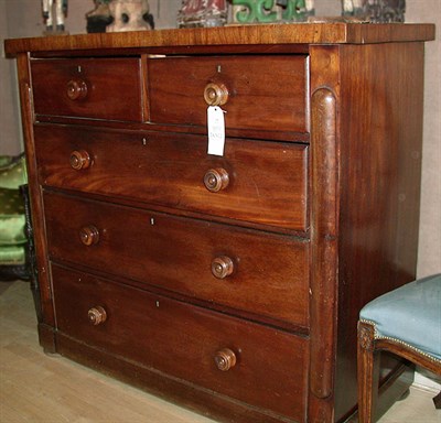 Lot 318 - Victorian Mahogany Chest of Drawers