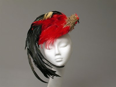 Lot 696 - Bes-Ben Bird Hat