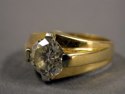 Lot 333 - Gentleman's Diamond Ring