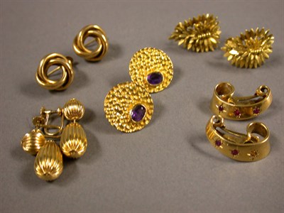 Lot 98 - Five Pairs of Gold Earrings