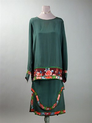 Lot 509 - Callot Soeurs Green Orientalist Ensemble