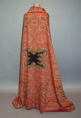 Lot 902 - Kashmir Shawl