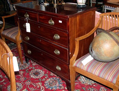 Lot 393 - George III Mahogany Chest of Drawers